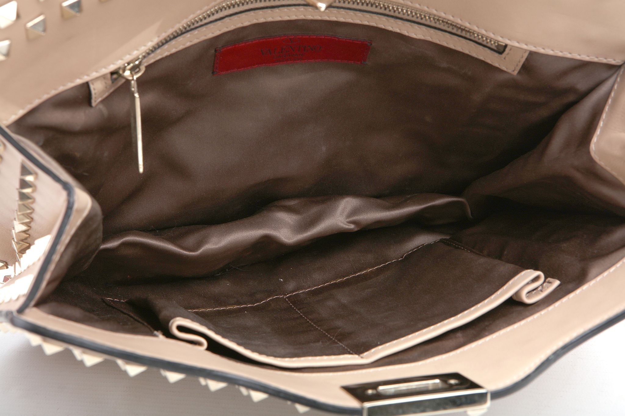 VALENTINO ROCKSTUD SHOULDER BAG, nude leather with all over chrome stud decoration, 32cm wide, - Image 12 of 12