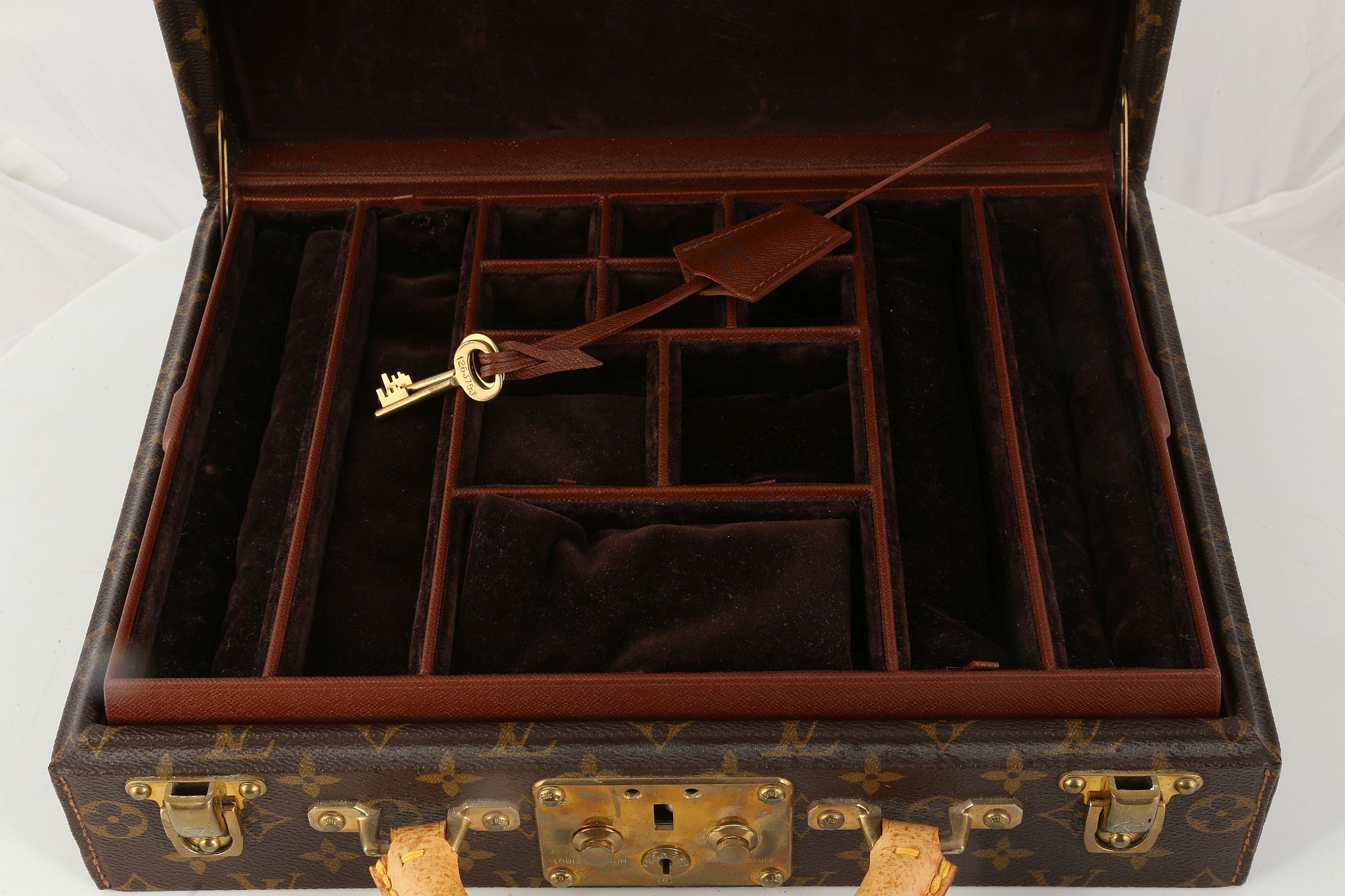 LOUIS VUITTON JEWELLERY CASE, date code for 2003, hardside monogram canvas and leather trim, lift - Image 9 of 18