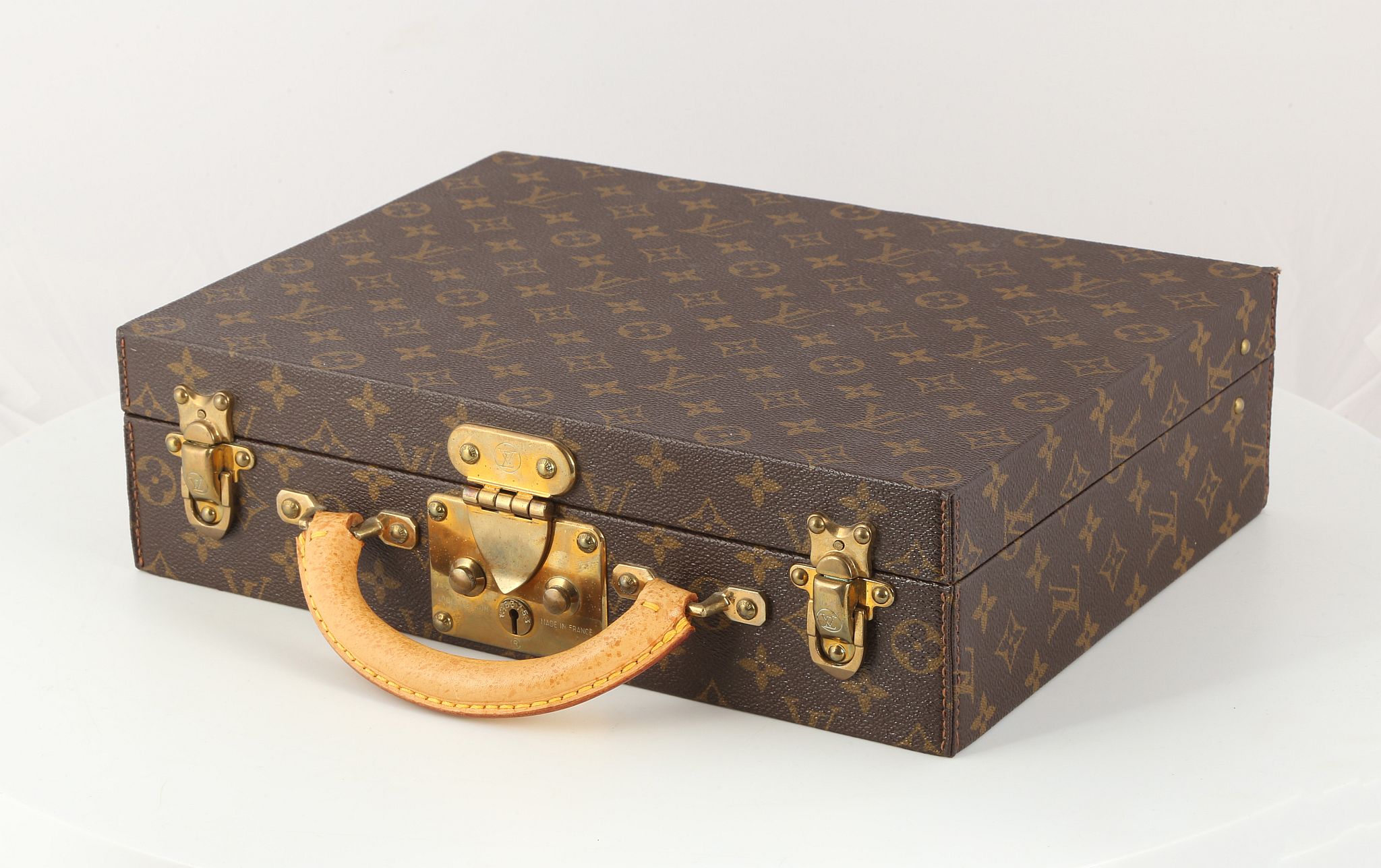 LOUIS VUITTON JEWELLERY CASE, date code for 2003, hardside monogram canvas and leather trim, lift - Image 3 of 18