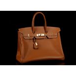 HERMES BIRKIN 35 IN GOLD EPSOM LEATHER, date code for 2007, gilt hardware, 35cm wide, 25cm high,