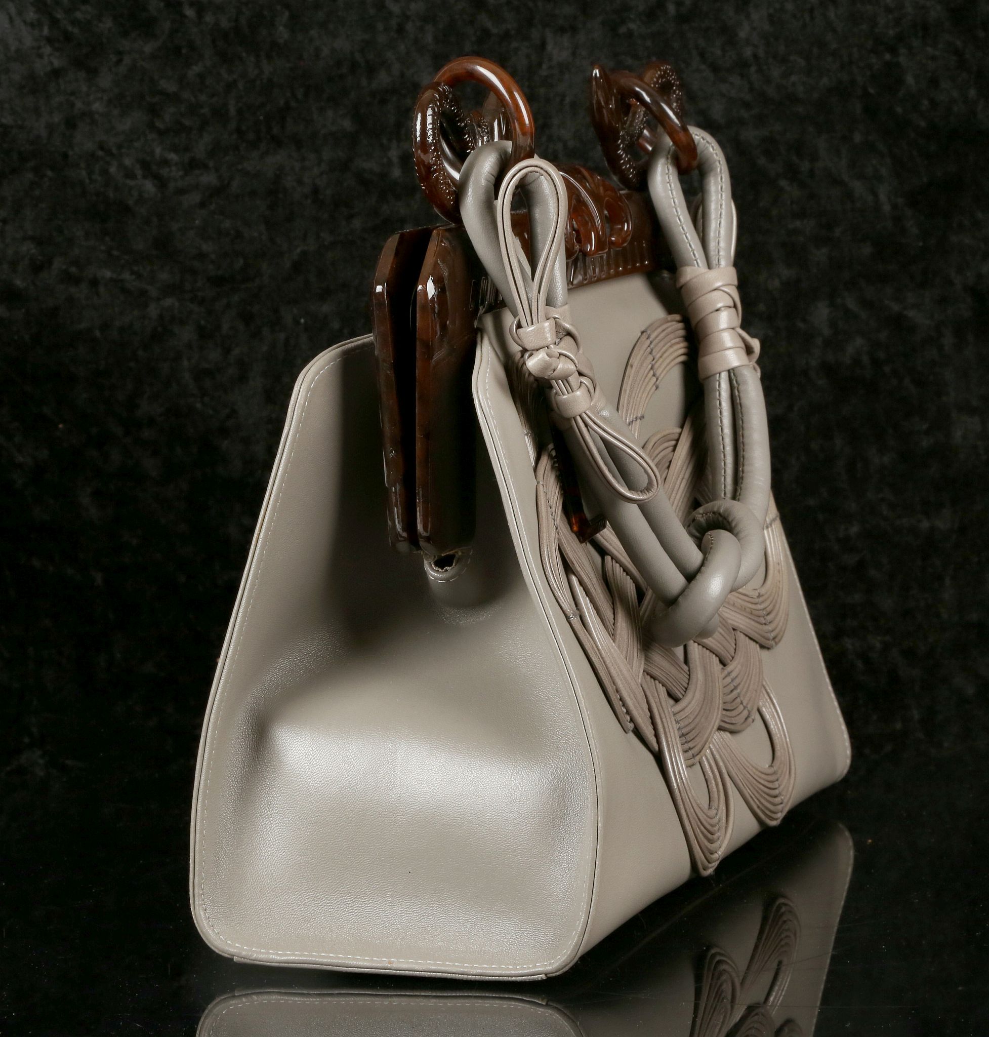 CHRISTIAN DIOR 1947 KNOT SAMOURAI HANDBAG, limited edition and numbered 0531, grey lambskin with - Image 6 of 14