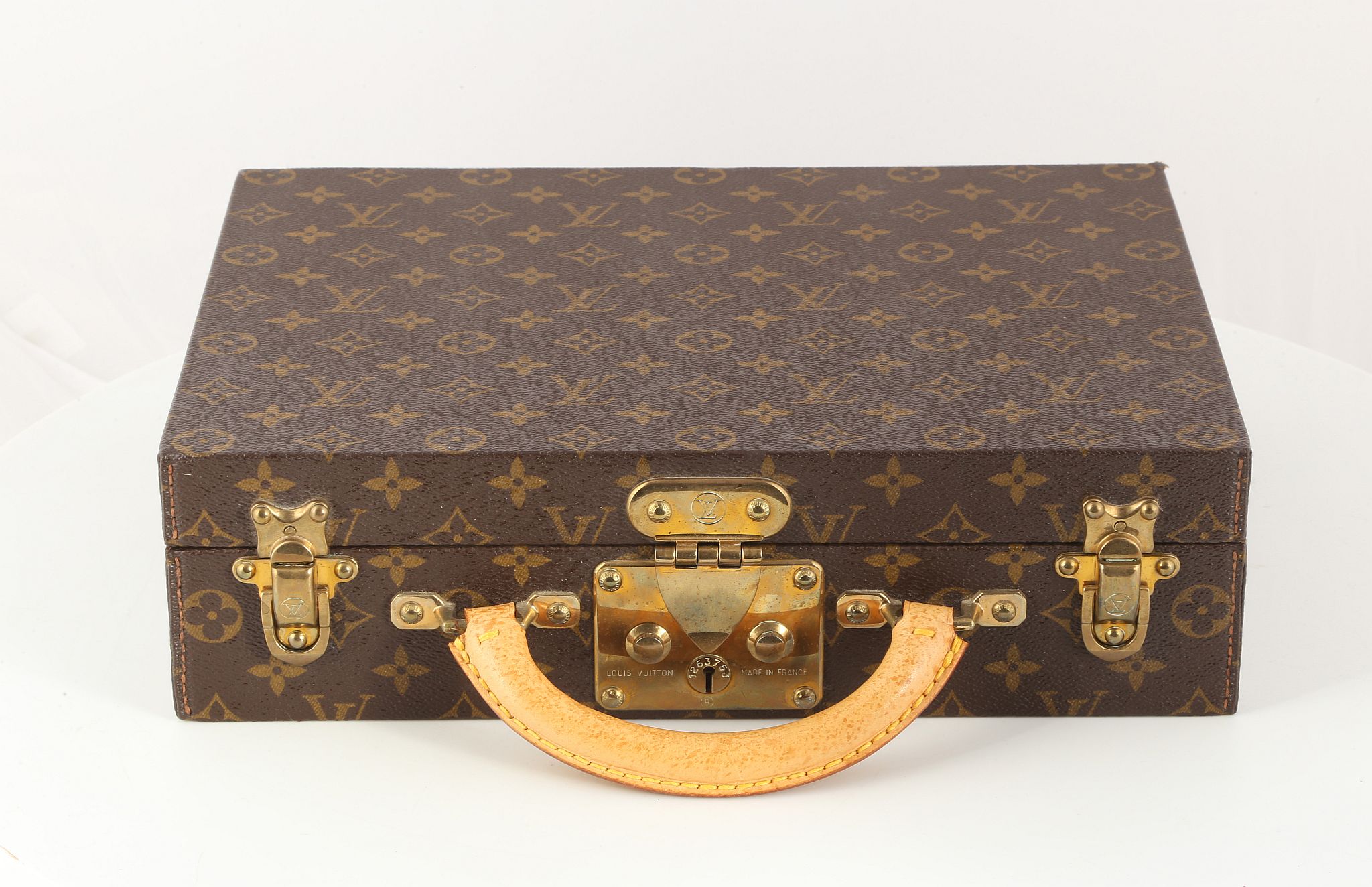LOUIS VUITTON JEWELLERY CASE, date code for 2003, hardside monogram canvas and leather trim, lift - Image 2 of 18