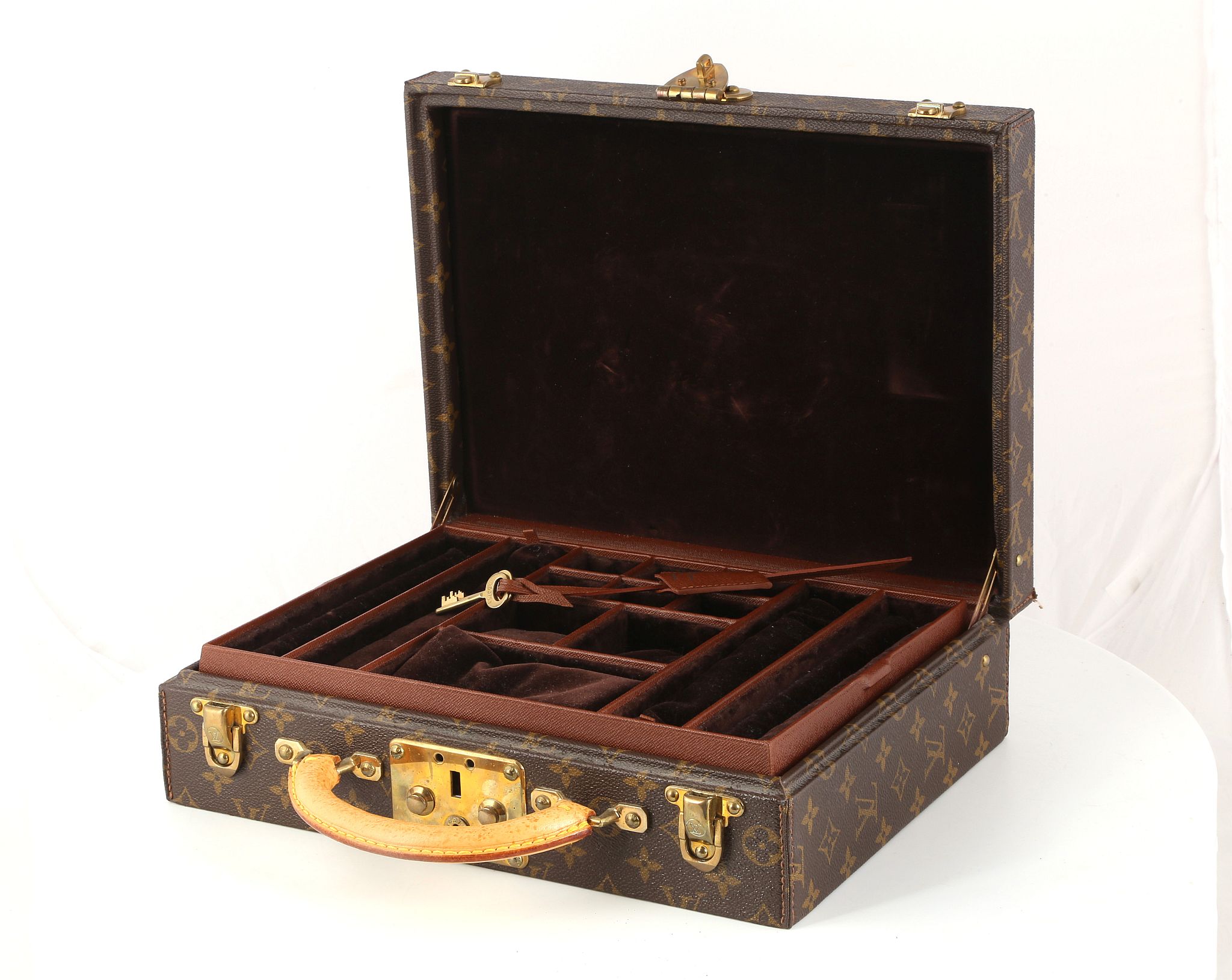 LOUIS VUITTON JEWELLERY CASE, date code for 2003, hardside monogram canvas and leather trim, lift - Image 8 of 18