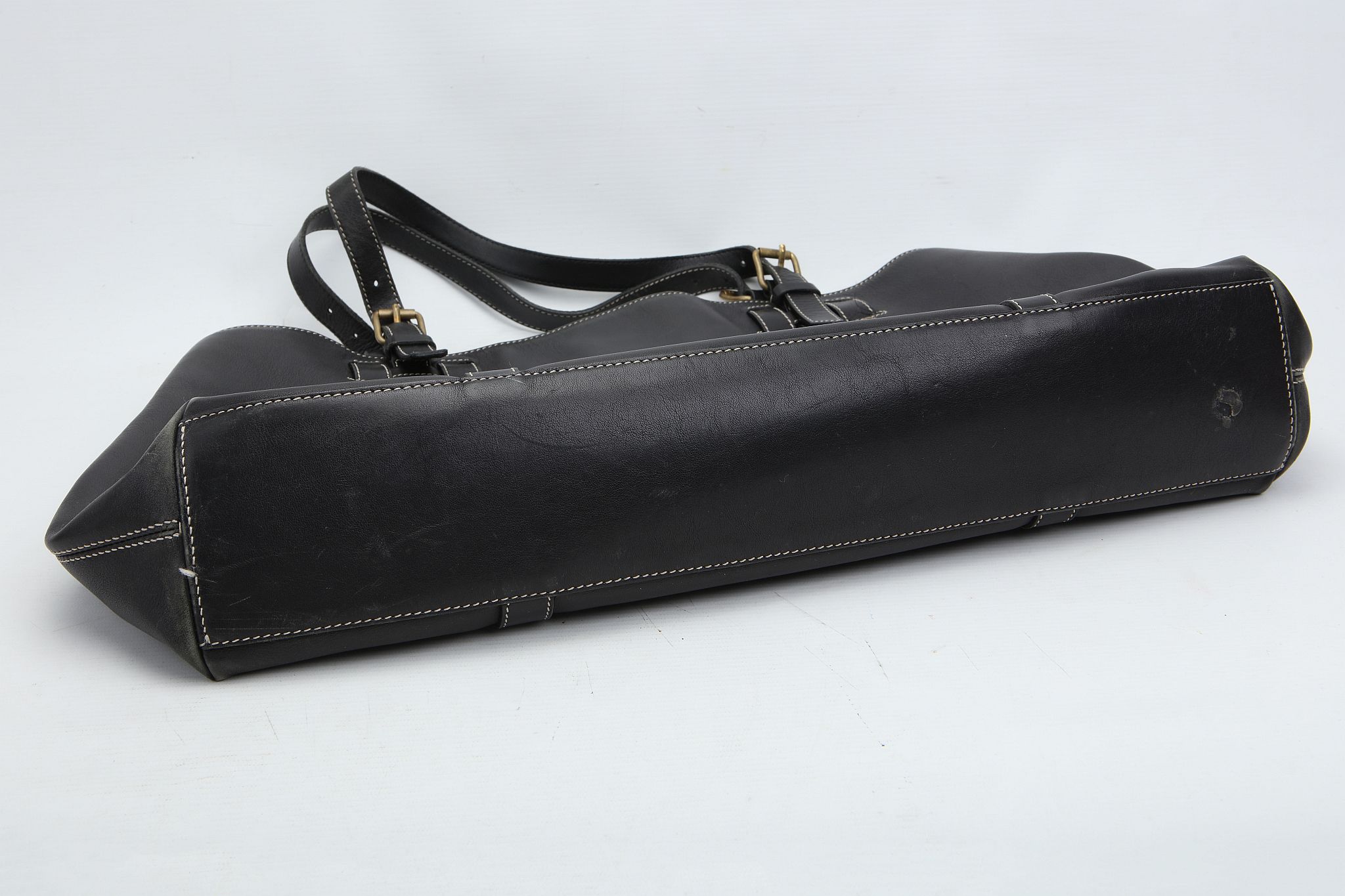 CELINE SHOPPER, black leather with white stitching, brass hardware, 48cm wide, 30cm high - Image 6 of 10