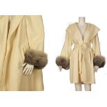 DINO VALIANO CREAM WOOL AND FOX FUR SWING COAT, with optional waist belt, size 40 (UK 12)