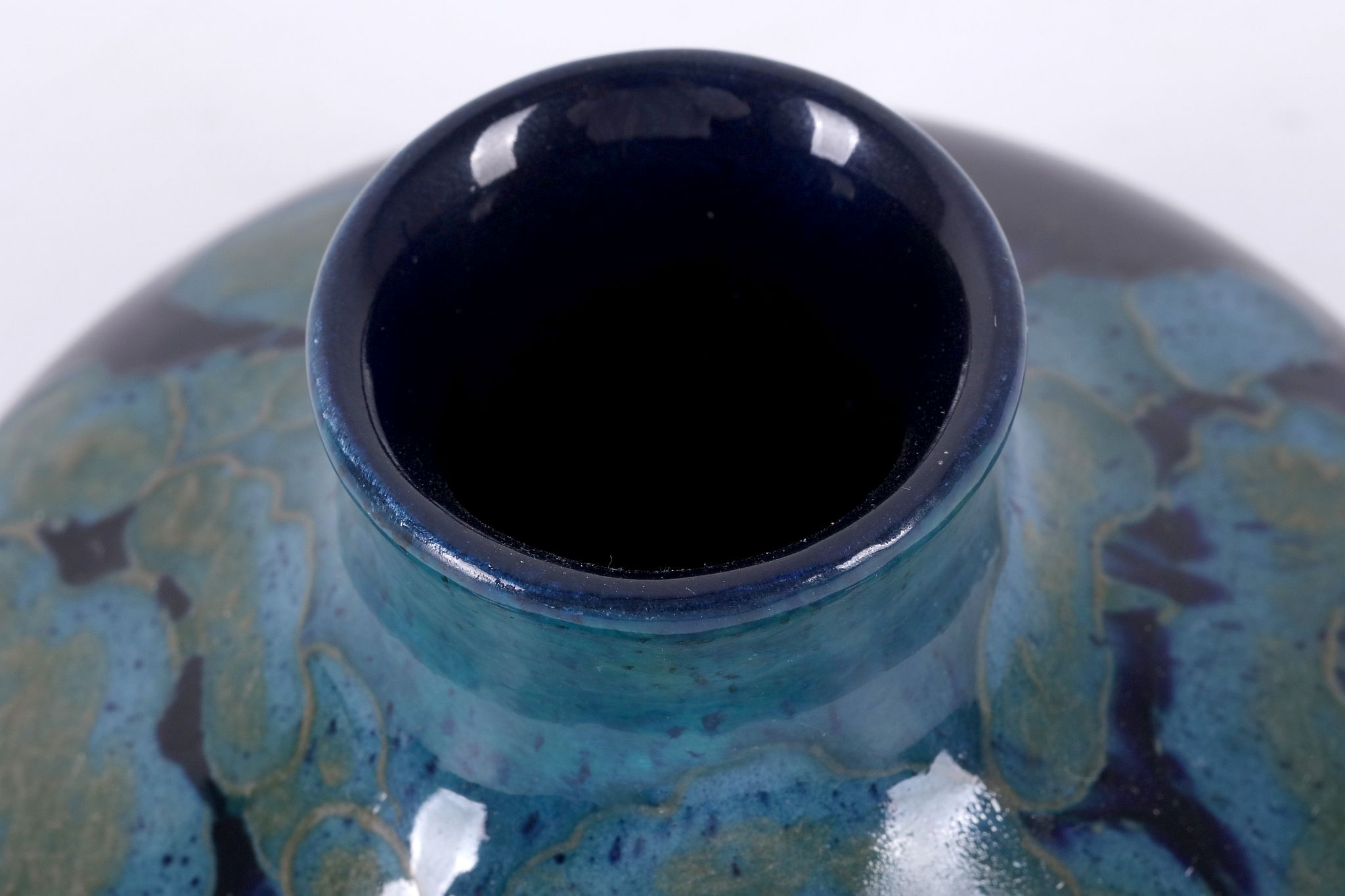 WILLIAM MOORCROFT 'MOONLIT BLUE' SQUAT VASE, CIRCA 1925, impressed marks and green painted - Image 3 of 4