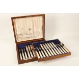 A mahogany boxed, early 20th Century, hallmarked silver dessert service for 12, Sheffield 1920,