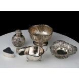 A mixed lot of Antique Sterling Silver items to include a Victorian bowl by Elkington & Co,
