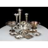 A mixed lot of Antique Sterling Silver items to include small tazzas, pin dishes, fluted spill