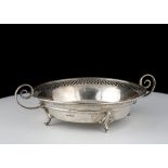 Antique George V Sterling Silver bowl by Marples & Co, Sheffield 1910. Of circular form on four