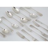 A mixed lot of Antique Georgian and later Sterling Silver flatware to include seven dessert spoons