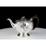 PAUL STORR - Antique George III Sterling Silver bullet teapot by Paul Storr, London 1815. Of