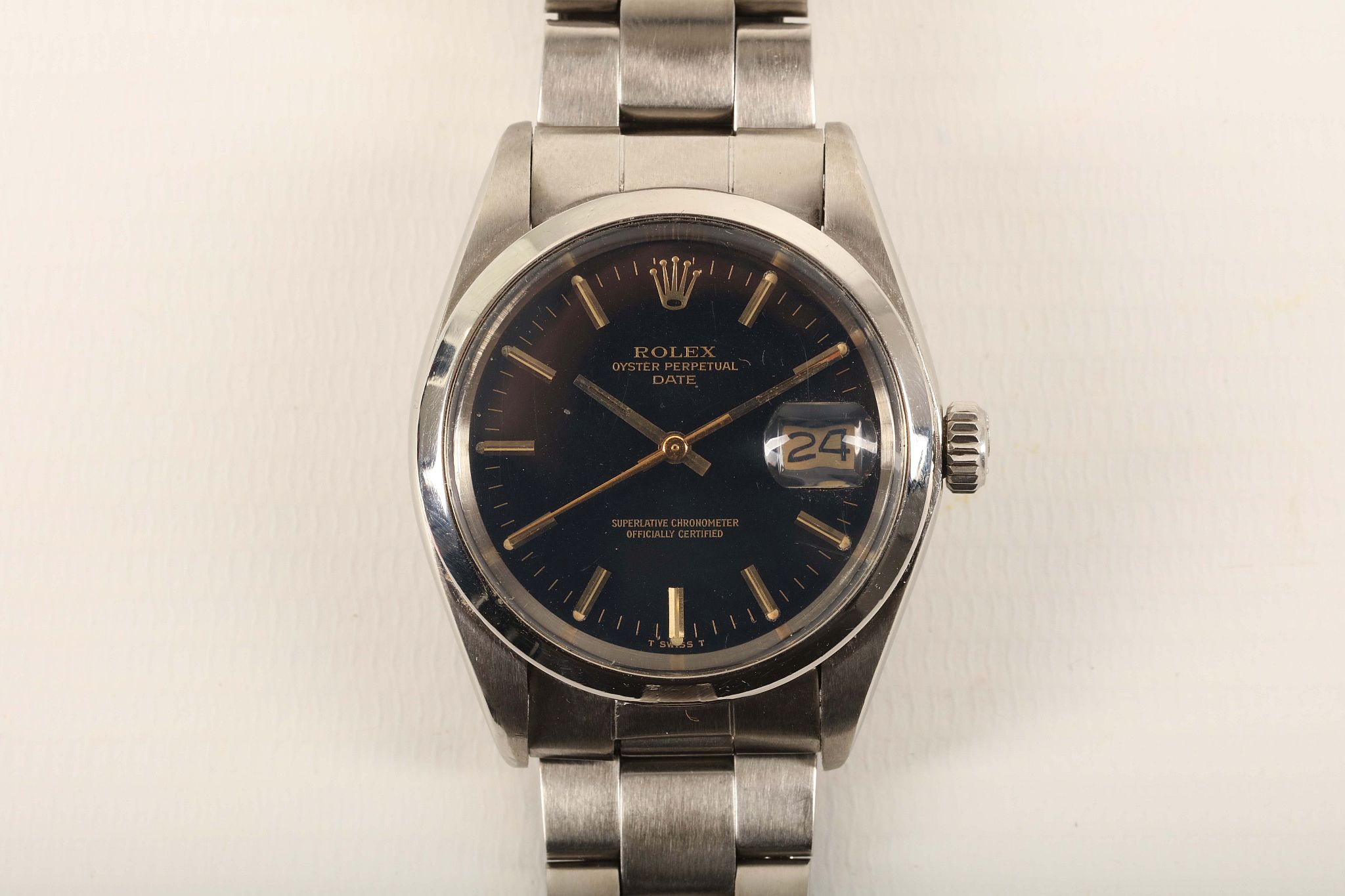 A gent's c.1975 stainless steel cased 'Rolex Oyster Perpetual-Date' wristwatch, with black dial,