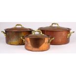 (Lot of 3) French Dehillerin copper pots with lids, 20th Century, diameters: 12," 10," & 8"