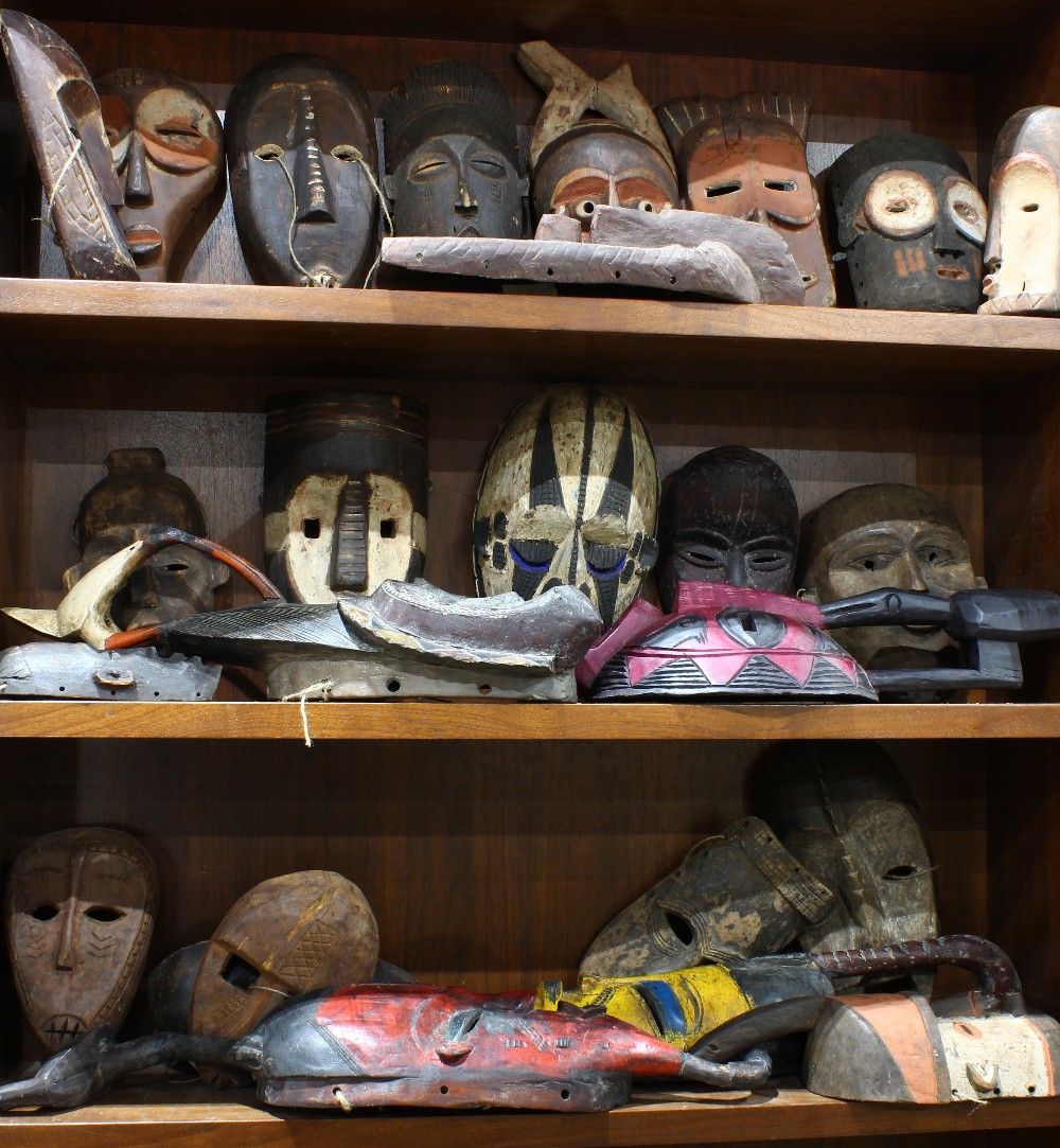 (lot of 25) West African style carved wood decorative face masks including Dan, Baule, and Yaure - Image 2 of 2