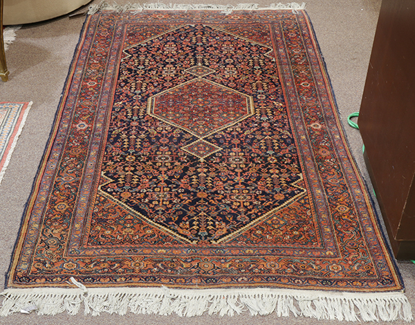 Persian Bidjar carpet, 6'7" x 4'1"