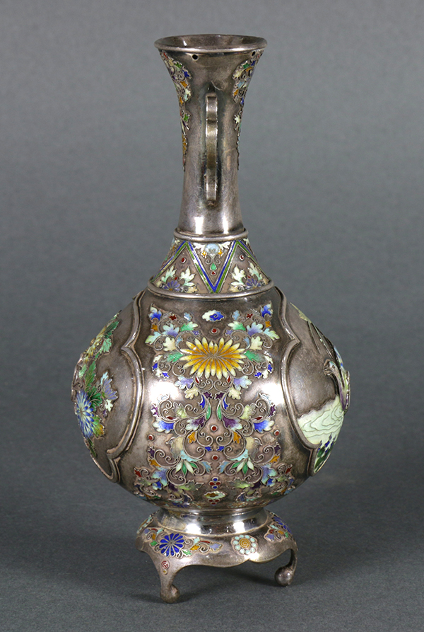 Japanese silver cloisonné vase, Meiji period, handled stick neck with polychrome enameled - Image 4 of 6