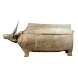 Indonesian bull-form carved wooden casket, 19th Century, Toradia region, with bull horns attaching