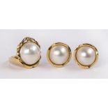 Mabé pearl and 14k yellow gold jewelry suite including one mabé pearl, measuring approximately 15.