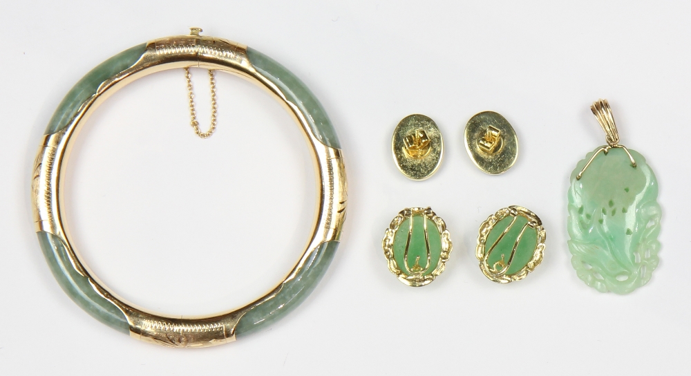 (Lot of 4) Jade and yellow gold jewelry comprised of one pair of earrings featuring (2) oval jadeite - Image 2 of 2