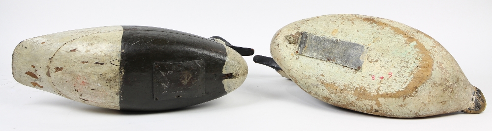 Pair of French polychrome carved wood decorative goose decoys, 19th century, each polychrome - Image 2 of 2