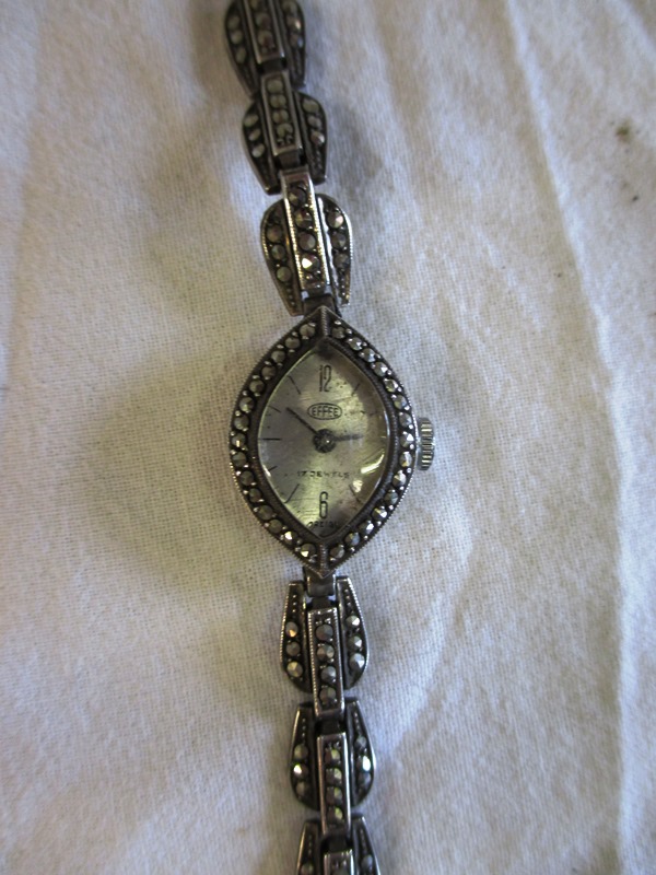 An Effee cocktail watch
