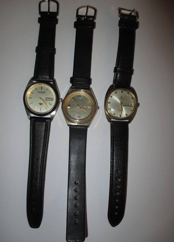 3 vintage gents leather strapped watches