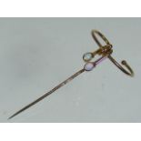 A Merle Bennet Arts & Crafts Opal & Gold Cravat Pin