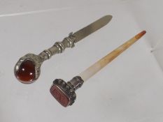 A Victorian White Metal Claw & Agate Ball Letter O