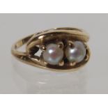 A Gold & Pearl 9ct Ring