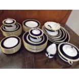 A Quantity Of Losol Ware Art Deco Dinner Service