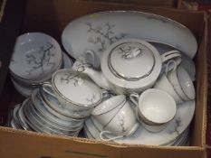 A Noritake Porcelain Service