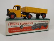 Dinky Supertoys Bedford Articulated Lorry 521 Boxe