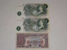 Two Hollom One Pound Banknotes Twinned With Britis