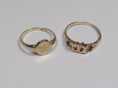 Two Small C9ct Gold Rings