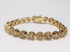 An Impressive 18ct Gold Ladies Bracelet With Over