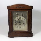 An Early 20thC. Oak Chiming Mantle Clock 34cm High