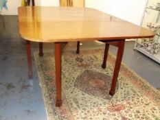 A C.1800 Chippendale Style Mahogany Dining Table O