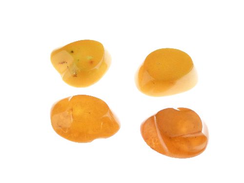 Four small amber dishes, 4.5cm - 4.75cm wide Condition: All four are in good order with no breaks, - Image 2 of 6