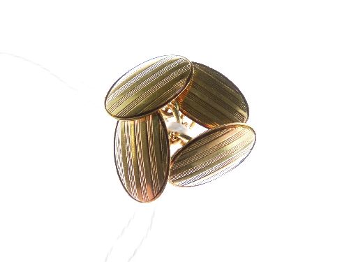 Pair of 18ct gold cufflinks, Birmingham 1924, the oval panels with linear decoration, chain link - Image 2 of 3