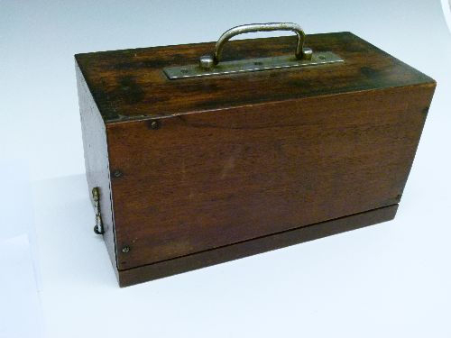 Early 20th Century mahogany cased barograph by T.B. Winter & Son of Newcastle, 28.5cm wide - Image 12 of 13