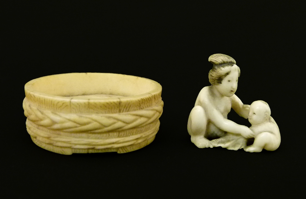 Chokosai Chikahiro - 19th Century Japanese carved ivory netsuke in the form of a bath tub, the water