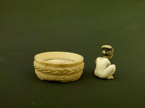 Chokosai Chikahiro - 19th Century Japanese carved ivory netsuke in the form of a bath tub, the water - Image 2 of 12