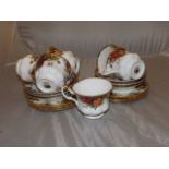 ROYAL ALBERT COUNTRY ROSES TEA SET 18 pc EST [£20-£40]