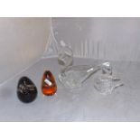 SMALL EDINBURGH CRYSTAL SWAN,LARGE CRYSTAL SWAN, WEDGWOOD AMBER PAPERWEIGHT &1 OTHER EST[£20-£40]