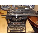 REMINGTON STANDARD VINTAGE TYPEWRITER EST[£30-£60]