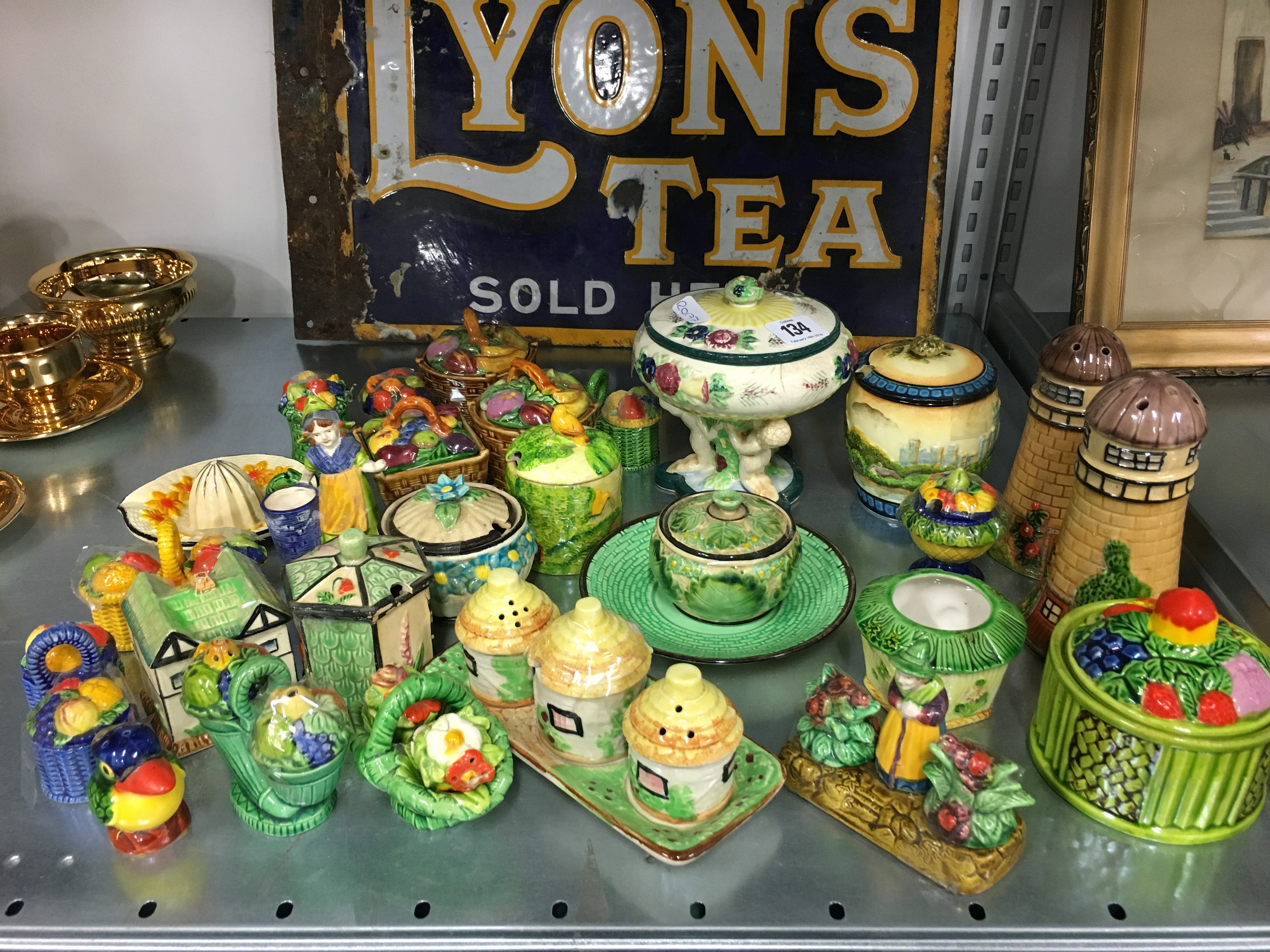 A collection of Japanese Manutumo Ware Art Deco china items.