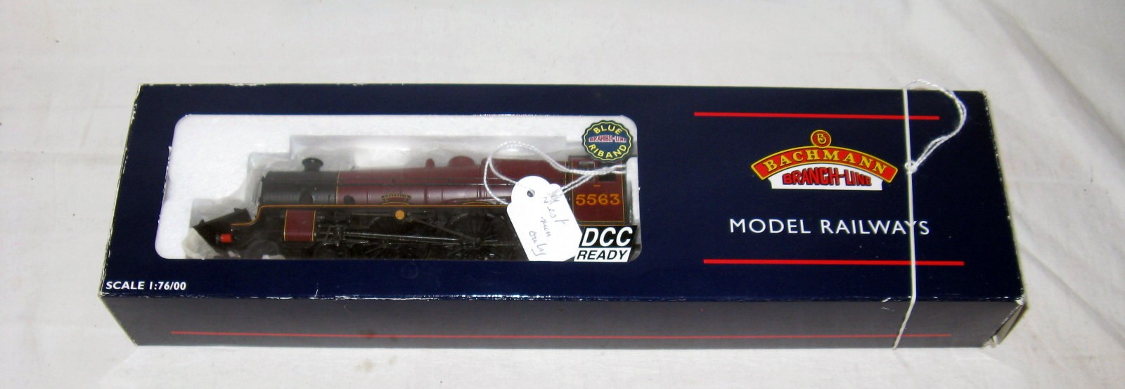 BACHMANN 31-185 LMS Crimson Jubilee Class 4-6-0 'Australia'. DCC ready. Mint in a Near Mint Box.