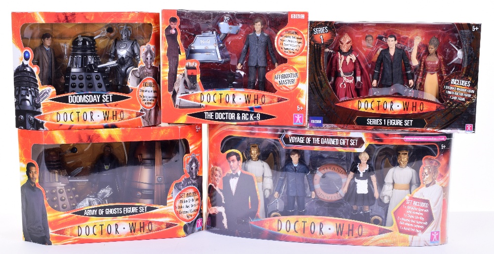 Five Character Doctor Who Action Figure Sets, including scarce Army of Ghosts Figure Set,Doomsday