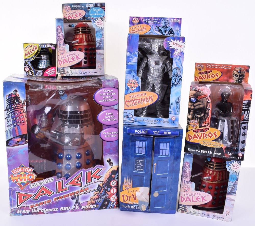 Seven Product Enterprise Doctor Who Collectibles, radio command classic dalek, 2 x red talking